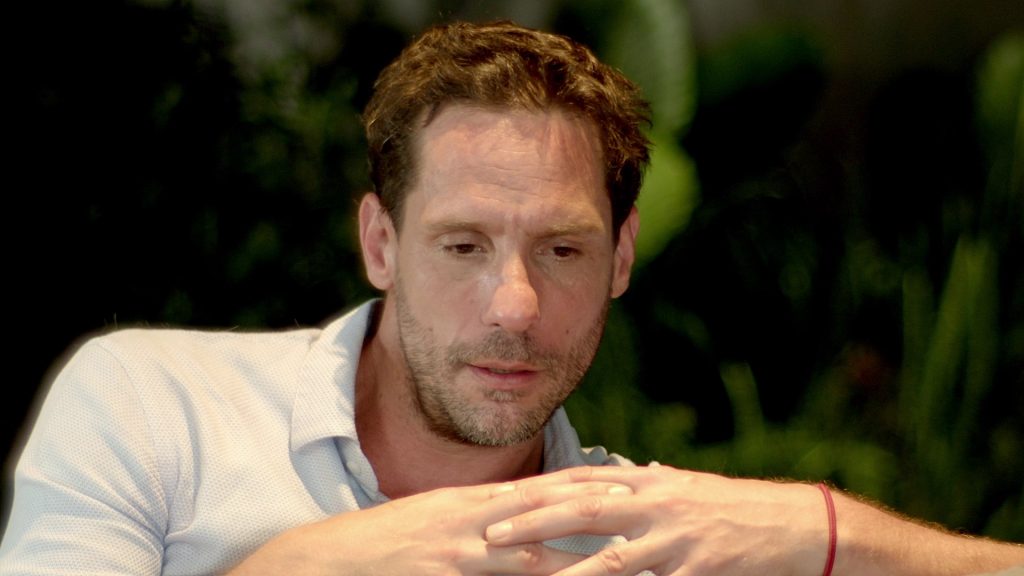 Gonzalo Valenzuela hablará de las muertes de su hermano, padres e hijo: “Hasta el día en que me muera voy a sentir el dolor de no tener a mi mamá”