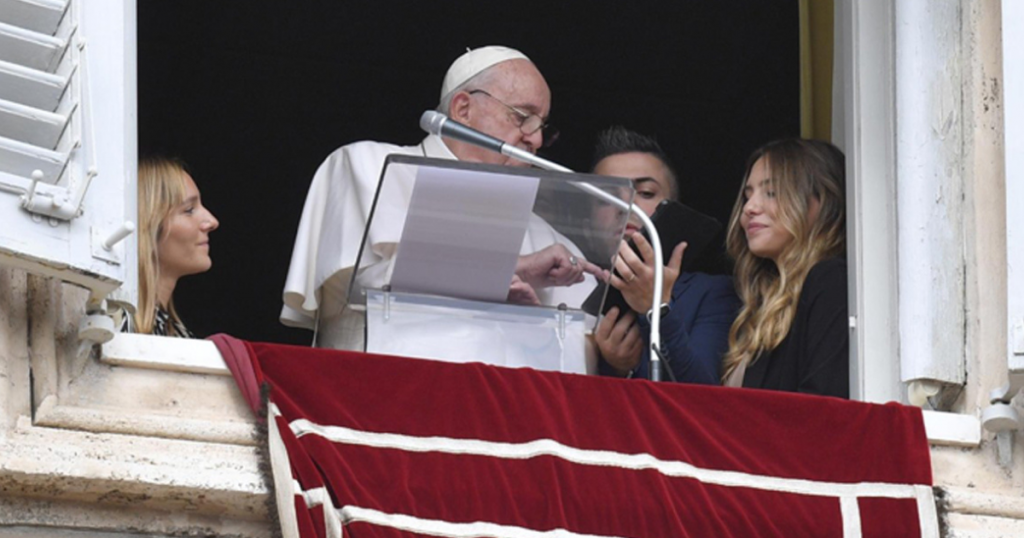 Francisco celebra una década de Pontificado: “Por mis 10 años como Papa, regálenme la paz”