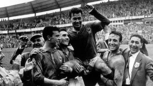 Muere Just Fontaine, récord de goles marcados en un solo Mundial