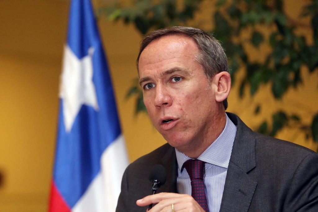 Diputado Alessandri y suspensión de clases por narco funeral: “La UDI declara al ministro Ávila persona non grata en el Congreso”