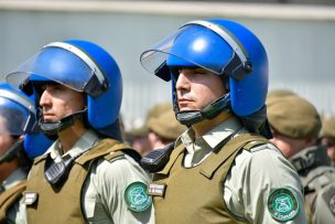 Medida de modernización: Cascos azules en Carabineros debutan en el Día del Joven Combatiente