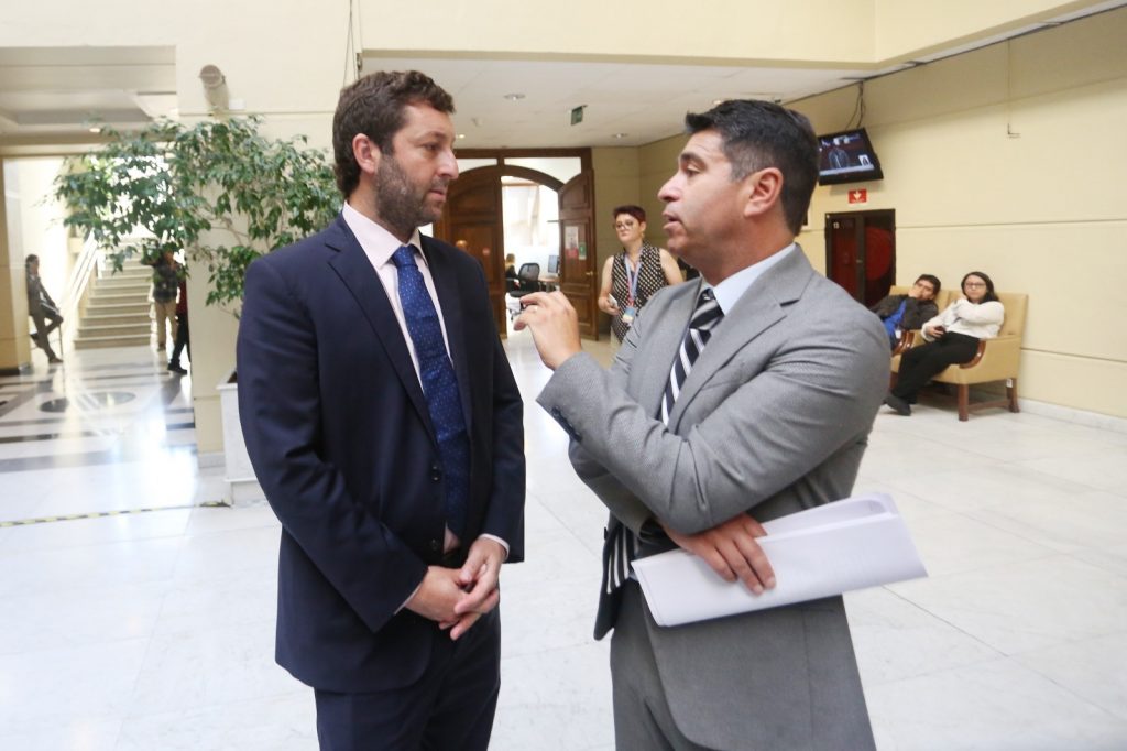 Diputados UDI presentan proyecto de ley para favorecer a pequeños agricultores en la protección de sus derechos de agua