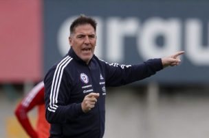 Eduardo Berizzo irá en busca de su primer triunfo al mando de La Roja