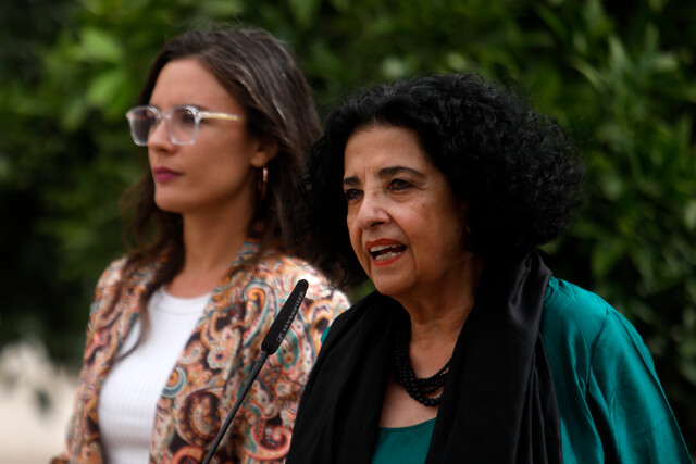 “No fue fácil”: Faride Zerán presentó su renuncia a la presidencia del CNTV