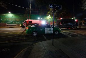 Delincuentes dispararon a Carabineros y robaron una camioneta en La Reina