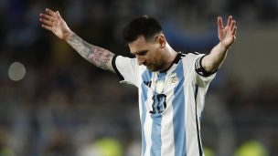 Messi se luce ante Curazao y supera los 100 goles en la selección