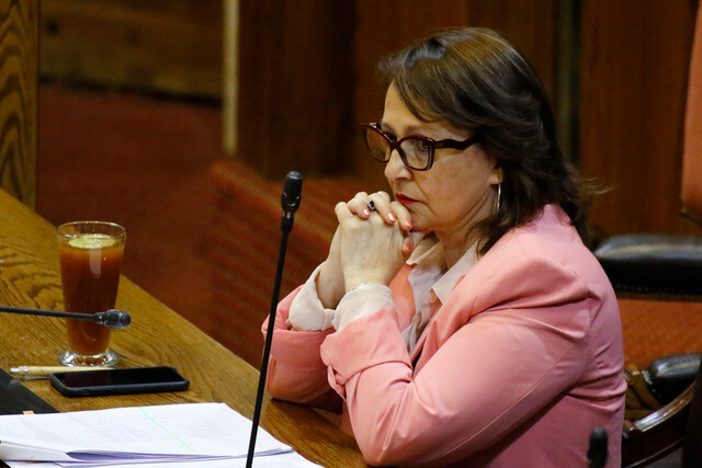 Ministra Hernando: “Tenemos claro que el Estado es dueño del litio”