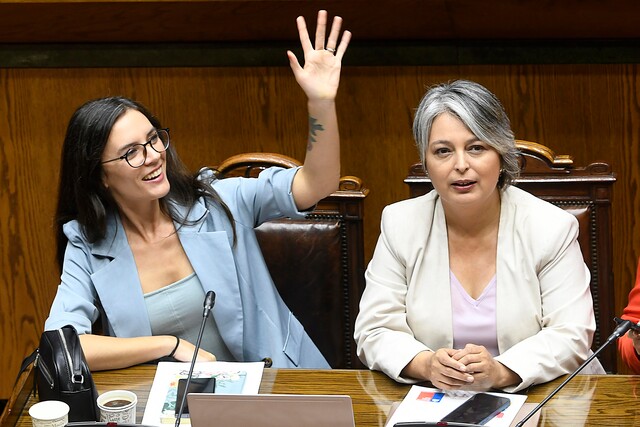 Ministra Vallejo tras aprobación de las 40 horas: “Los cambios no se pueden frenar eternamente”