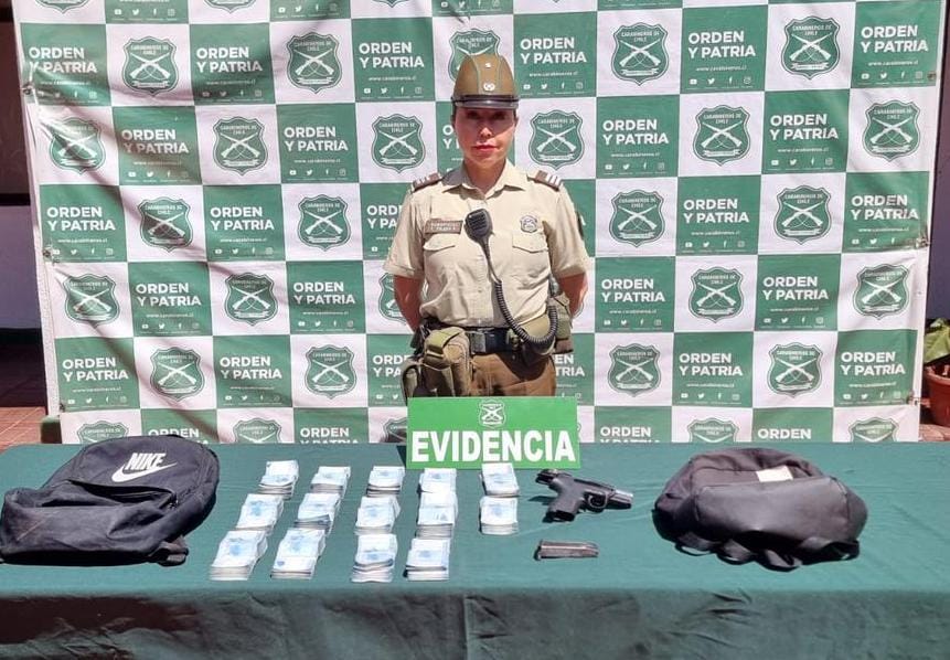 Detienen a motochorros que robaron 20 millones a cliente a la salida de un banco en Rancagua