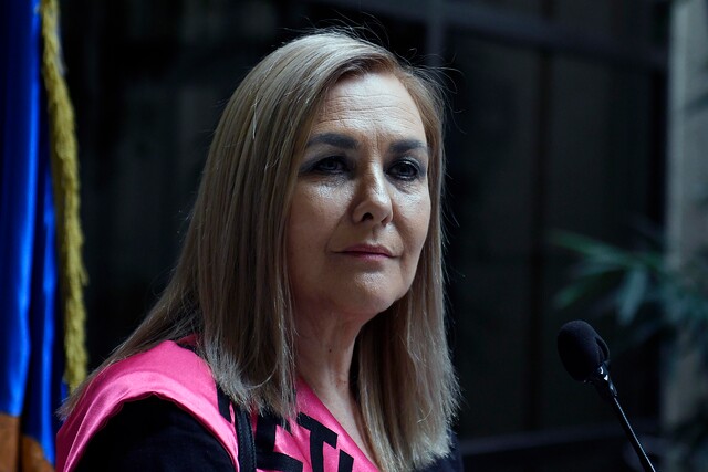 Pamela Jiles: “Negar el sexto retiro compromete gravemente la seguridad de la nación”