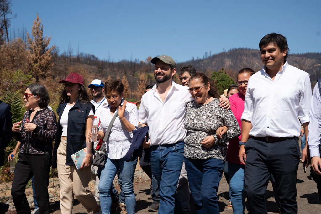 Presidente Boric visitó la región de Ñuble y monitoreó la reconstrucción: “Les dijimos que no los íbamos a dejar solos y estamos cumpliendo”