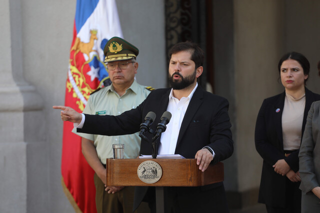 Presidente Boric le respondió a Matthei: “Respaldar a Carabineros en la lucha contra la delincuencia no es a costa de los DDHH”