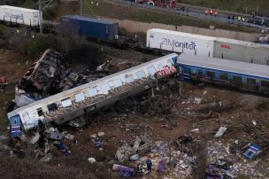 Primer ministro de Grecia confirma la dimisión de altos cargos ferroviarios estatales tras fatal accidente