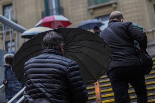 Lluvia en Santiago: ¿A qué hora caerían las primeras gotas?