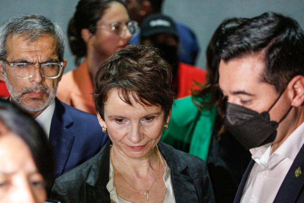 Ministra Tohá anuncia reunión con Boric por carabinero baleado: “Estos hechos son devastadores”