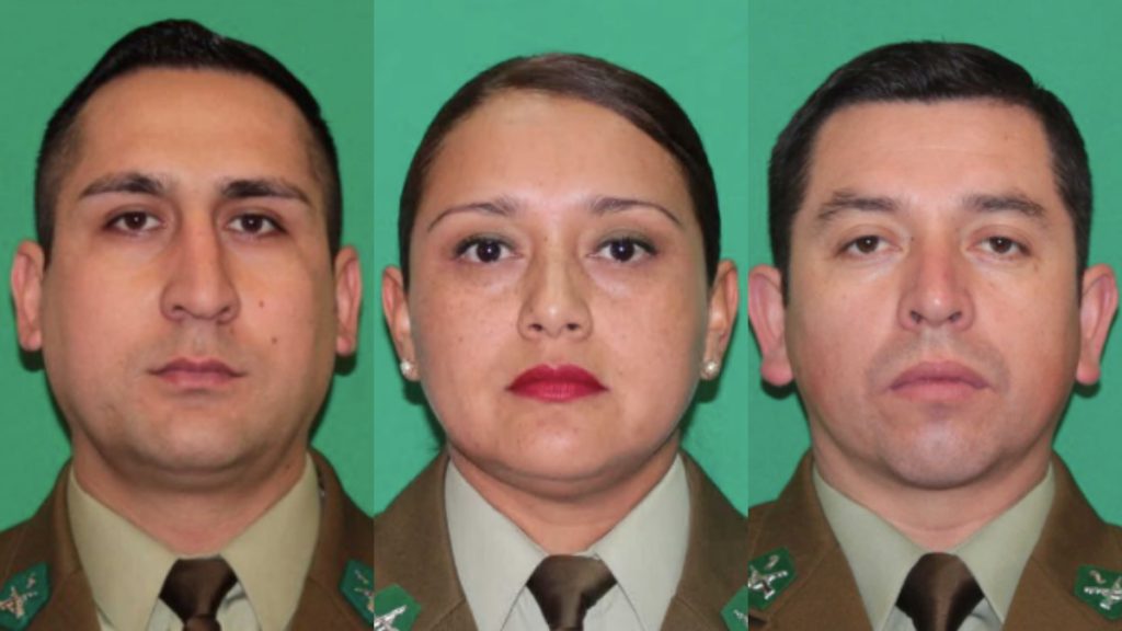 Proyectaron rostros de los últimos carabineros fallecidos en Edificio Telefónica