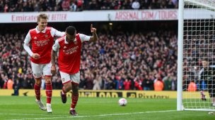 Arsenal sigue firme en la cima de la Premier tras goleada ante el Leeds U.