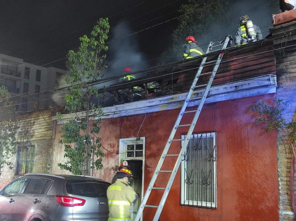 Adulta mayor falleció en incendio que consumió casa en Providencia