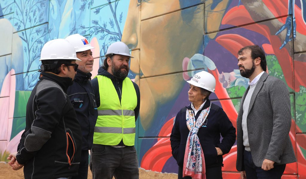 Ministra de Obras Públicas inspeccionó construcción de nuevo acceso a Valparaíso desde el Camino La Pólvora