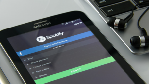 Spotify sufre caída global de su servicio que deja sin música a millones de usuarios