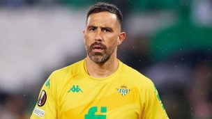 ¿Nuevo destino? Club español piensa en Claudio Bravo para la próxima temporada