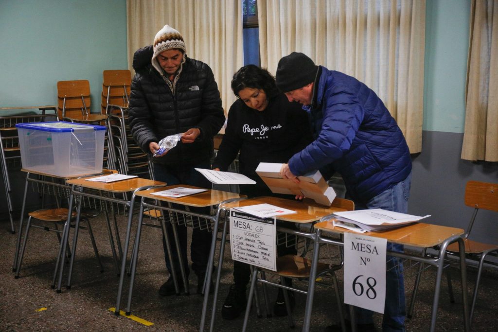 Se abren las primeras mesas de votación para Elección de Consejo Constitucional
