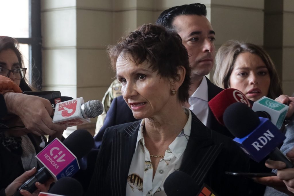 Ministra Tohá: “Haríamos muy mal en confundir las opiniones sobre el Gobierno con una decisión de una Carta Magna”