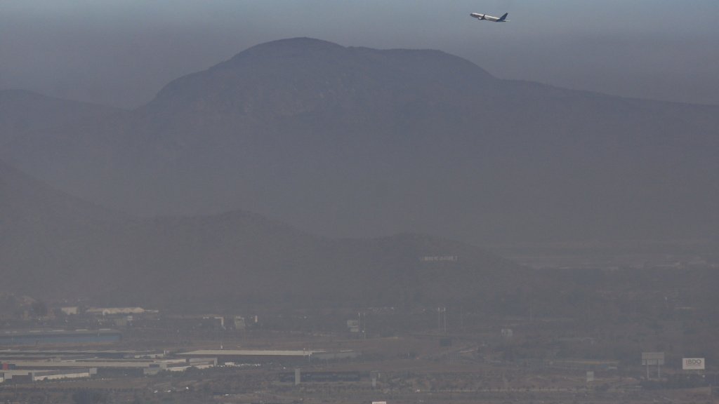 Extienden la alerta ambiental para este martes en la región Metropolitana