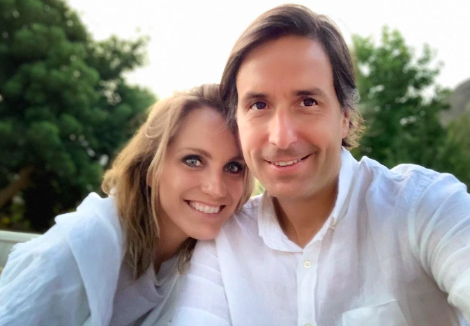 El gran logro que tuvo la periodista Fernanda Hansen: “Con orgullo y felicidad sostengo este diploma”