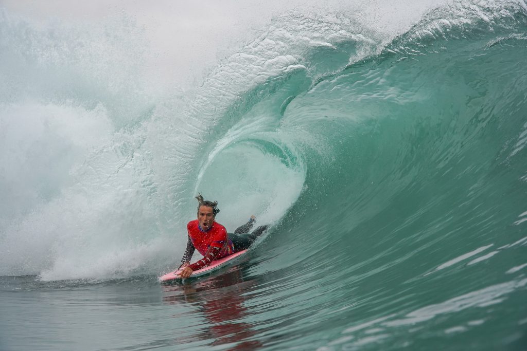 Con amplia presencia de chilenos y los mejores del planeta hoy arrancó campeonato mundial Arica Cultura Bodyboard