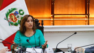 Perú: Dina Boluarte abandona la Fiscalía sin responder preguntas por muertes en protestas contra su gobierno