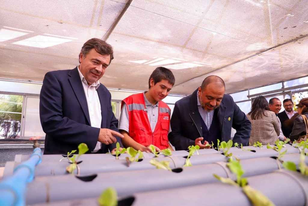 Ministerios firman convenio para potenciar la educación técnico-profesional en las zonas rurales