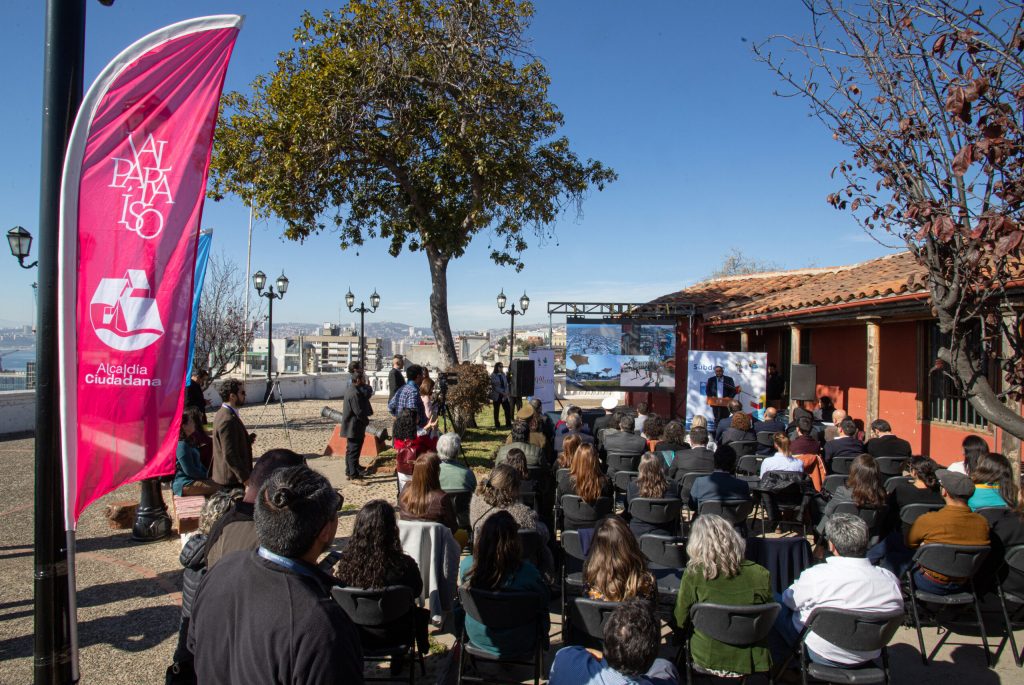 Subsecretario Cataldo lanza en el Barrio Puerto el programa “Revive Valparaíso”