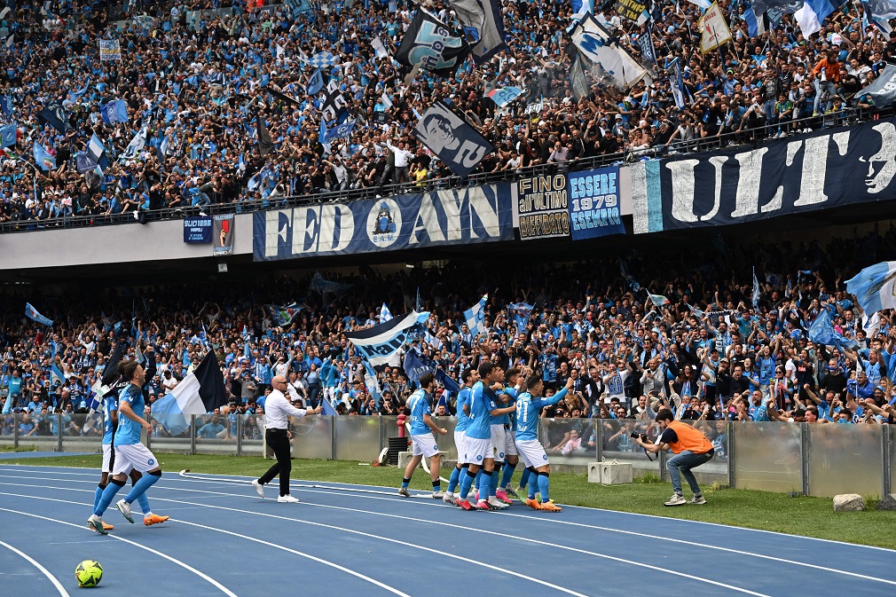 Se espera una fiesta: Napoli habilitará pantallas gigantes en su estadio para ver la “final” de la Serie A