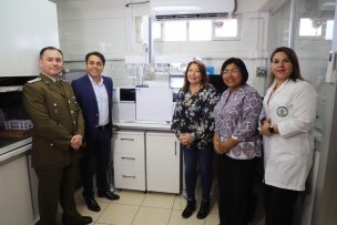 Gobernador de Arica y Parinacota reforzó la labor de Carabineros con la entrega de un cromatógrafo: conoce en qué consiste