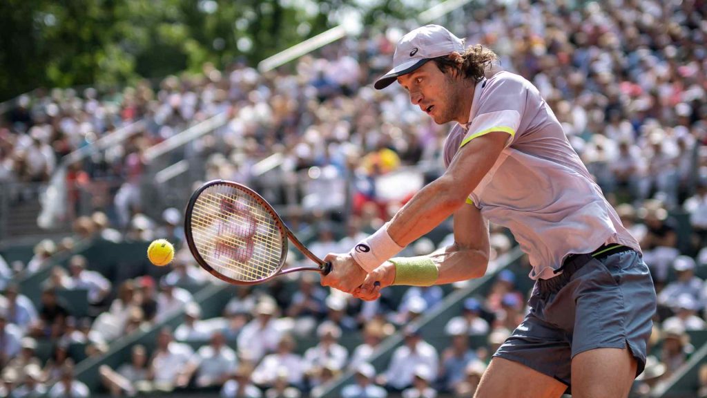 Nicolás Jarry sigue sólido y se mete en la segunda ronda de Roland Garros