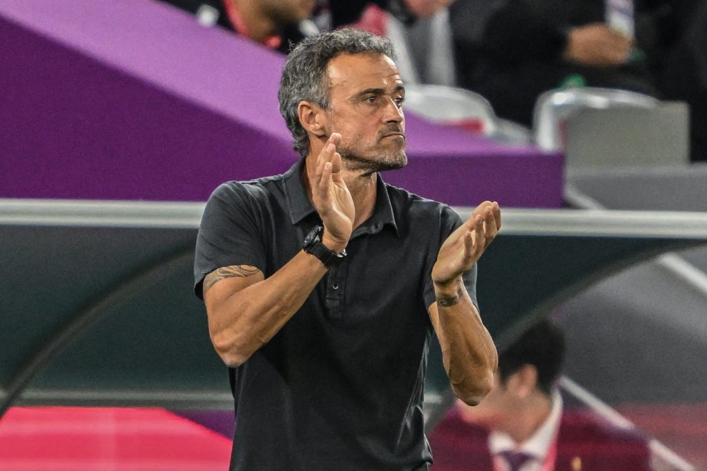 Luis Enrique toma la delantera para dirigir al PSG