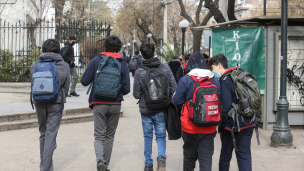 Ofician al Mineduc para adelantar las vacaciones de invierno por alza de enfermedades respiratorias