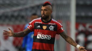 ¡Lo quieren fuera! En Brasil aseguran que Arturo Vidal no renovará en el Flamengo