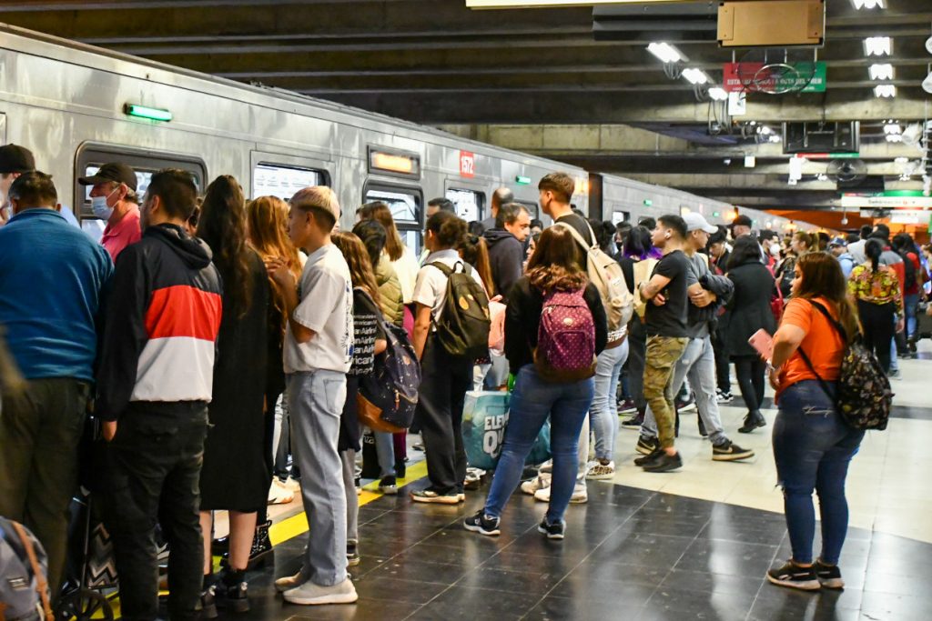 Por “objeto sospechoso”: Metro informa el cierre de estaciones de la Línea 1