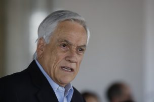 Sebastián Piñera pone a disposición al actual gobierno 