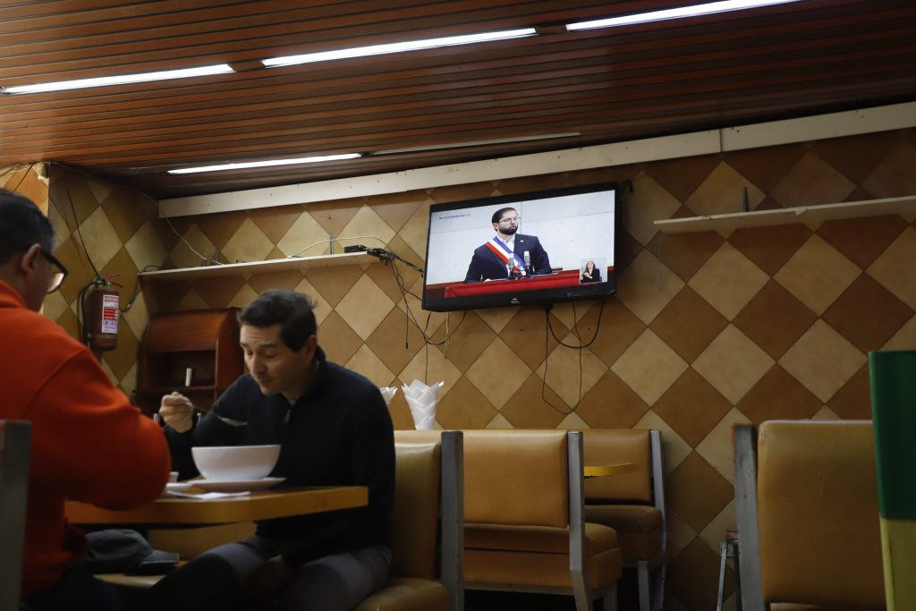 RN envía carta a Anatel acusando “uso inadecuado” de la TV por el Gobierno tras emitir cuenta pública y cadena nacional el mismo día