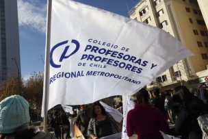 Colegio de Profesores confirma paro nacional luego de reunirse con el Mineduc