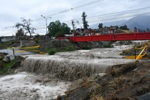 Ministra de Obras Públicas llama a consumir agua de manera 