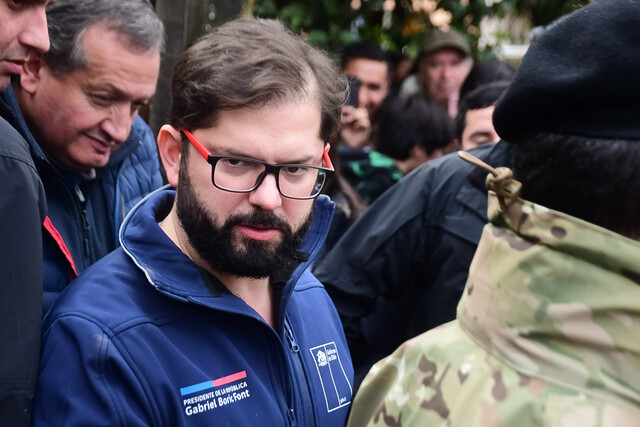 Presidente Boric descarta “blindaje” a autoridades: “Todo quien tenga responsabilidad tiene que responder”