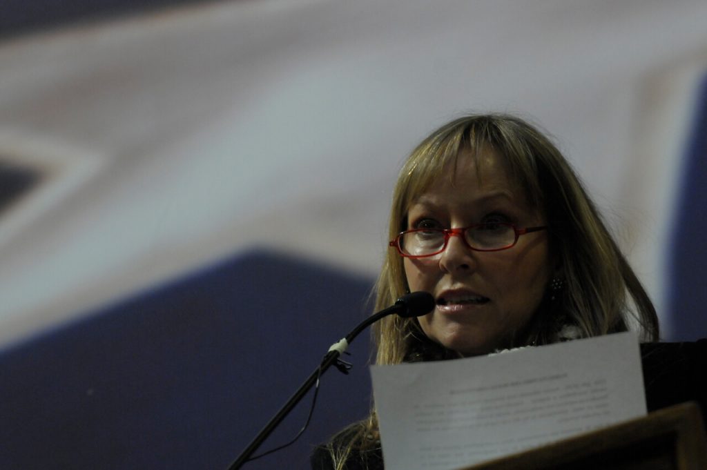 Presidenta de Comisión de Salud tras advertencia de las Isapres por fallo de la Corte: “Parece el cuento de Pedrito y el Lobo a estas alturas”