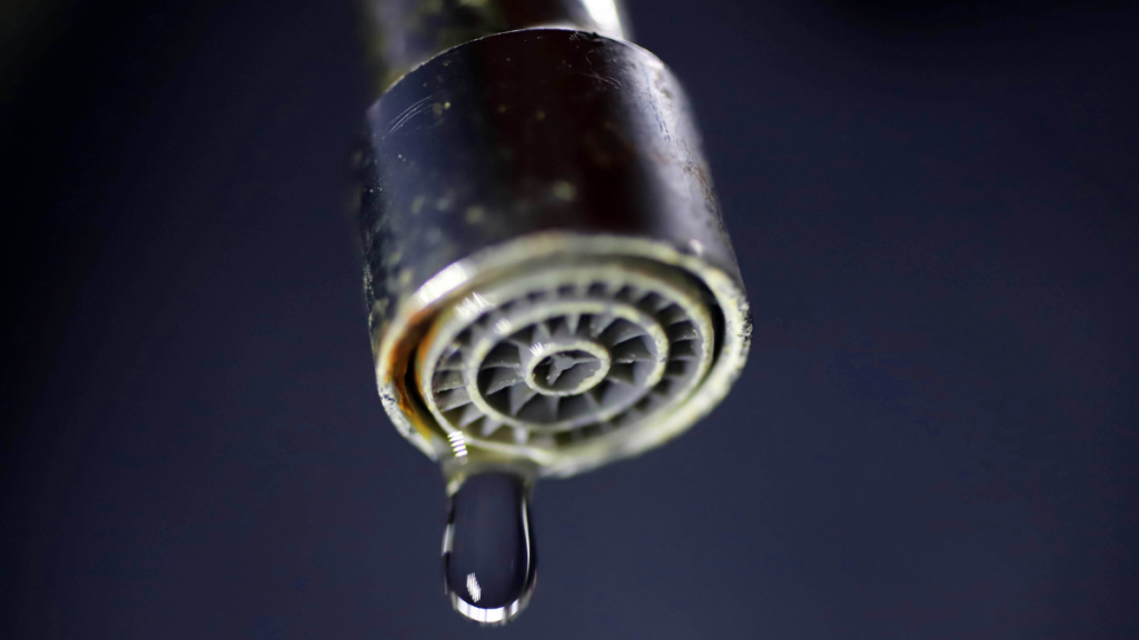 Corte de agua afectará a dos comunas de la Región Metropolita: Revisa las zonas afectadas