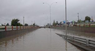 San Carlos: Ruta 5 Sur se encuentra inundada por sistema frontal