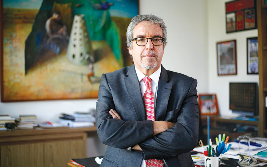 Abogado Zaliansnik y dichos de Vivanco por fallo de isapres: “Hacerlo extensivo a quienes no participaron del litigio es una aberración”