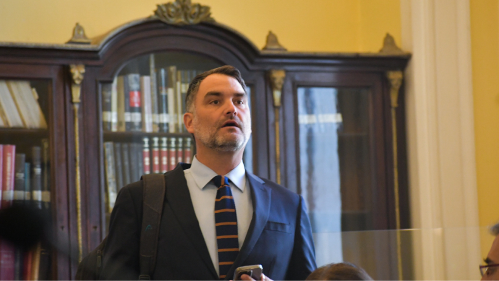 Javier Macaya apoya a su padre tras denuncia de abuso sexual infantil: “Tenemos la convicción de que se trata de una acusación falsa”